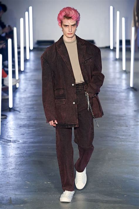 Feng Chen Wang Fall 2020 Menswear Collection Fashion Fashion Show