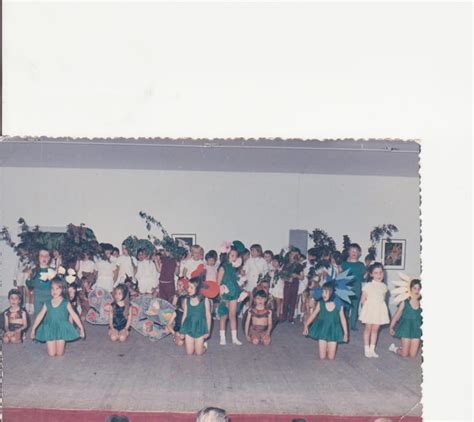 Photo De Classe Derniere Année De Maternelle De 1967 Ecole Paul Bert