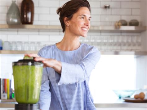 Recept Van Sandra Bekkari Ontbijtsmoothie Met Blauwe Bessen Libelle