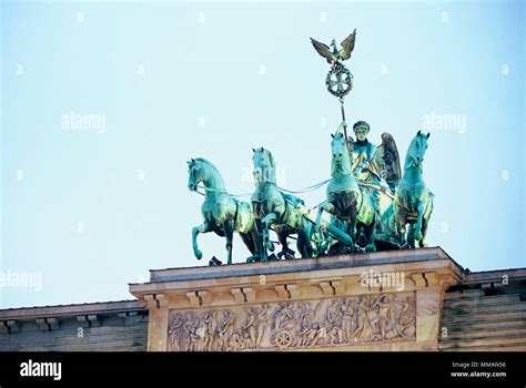 Quadriga sculpture on the top of Brandenburg Gate (Brandenburger Tor ...