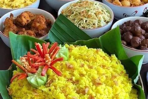 Nasi Kuning Simbol Keharmonisan Dalam Tradisi Budaya Dan Perayaan