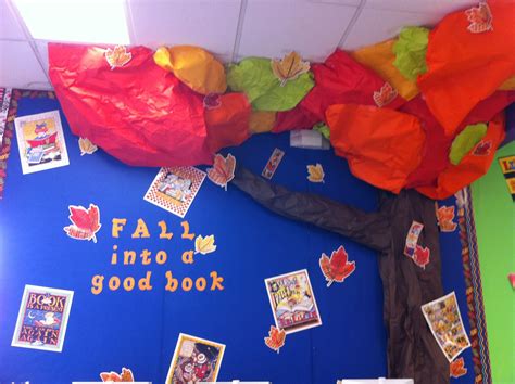 Fall Into A Good Book 4th Grade Reading Classroom Bulletin Boards