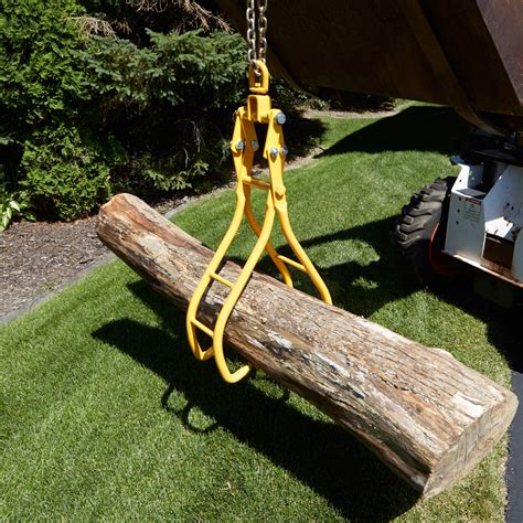 Roughneck Log Lifting Tongs — 36in Diameter 3300 Lb Capacity