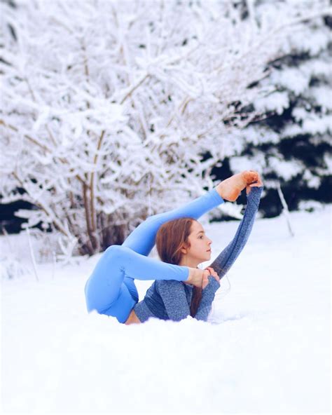 Pin By Polona Medvesek On Anna Mcnulty Anna Mcnulty Gymnastics Poses