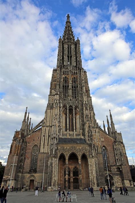 ulm cathedral ulm münster night dom tower steeple building