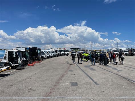 Torrevieja Inaugura Nueva Flota De Veh Culos Para Servicios De Limpieza