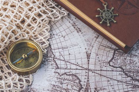 Compass Wallpapers 4k Hd Compass Backgrounds On Wallpaperbat
