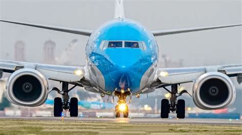 Aerol Neas Argentinas Alcanz R Cord De Pasajeros En Los Dos Primeros