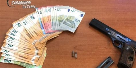 In Casa Aveva Una Pistola E Due Proiettili Arrestato Un Giovane A