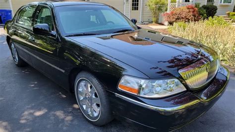 Lincoln Town Car 3rd Gen Market Classiccom