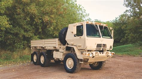 Oshkosh Awarded Contract From Us Army To Provide Fmtv Trucks And Trailers Oem Off Highway