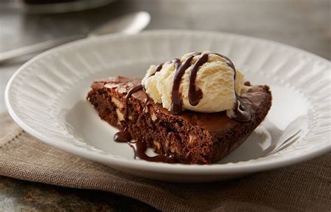 Hersheys Kitchens Arabia Brownie Pie Ala Mode Recipe Favorite Dessert Recipes Easy Pie