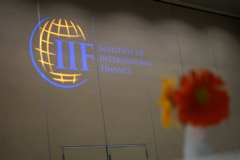 institute  international finance linkedin