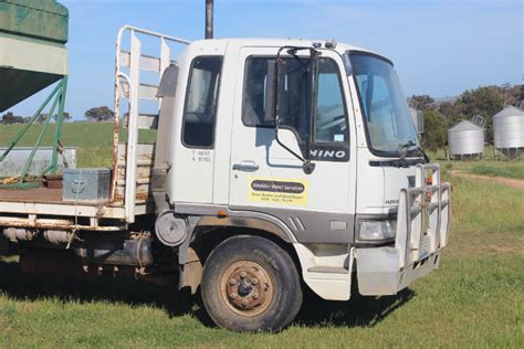 Lot 14 Hino Truck AuctionsPlus