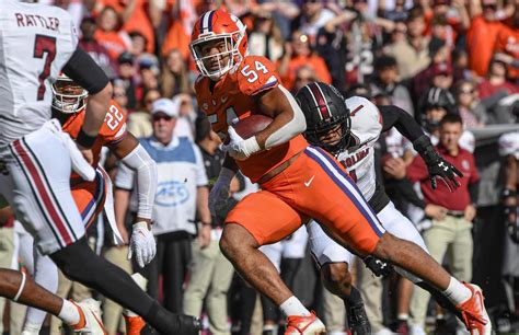 Clemson linebacker Jeremiah Trotter Jr. declares for 2024 NFL Draft ...