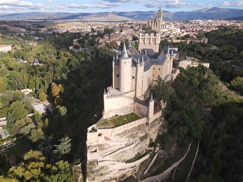 Alcázar de Segovia Spain Scrolller