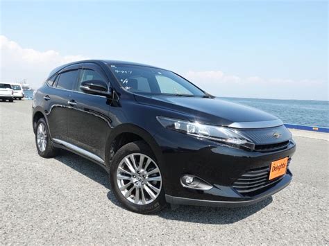 Used Toyota Harrier Premium Delights