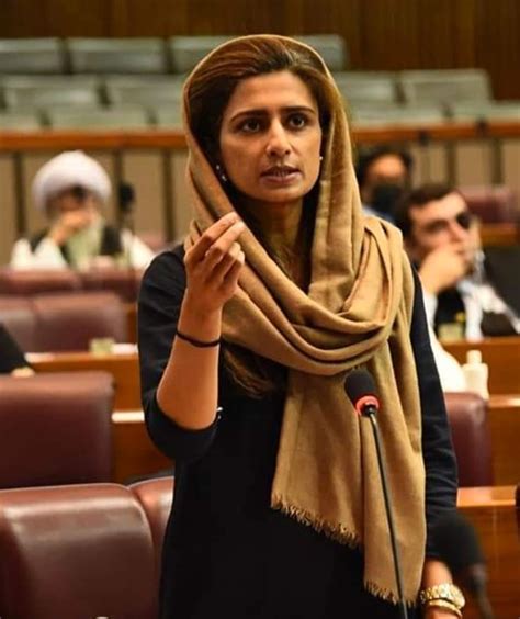 Hina Rabbani Khar Biography, Age, Husband, Education, Father | Showbiz Hut