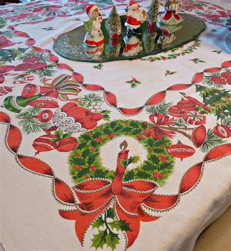 40 Awesome Christmas Table Cloth decoration Ideas | Christmas table cloth, Christmas ...