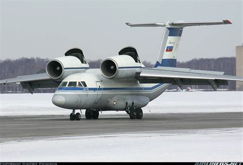 Antonov An-72 - Russia - Navy | Aviation Photo #1183259 | Airliners.net