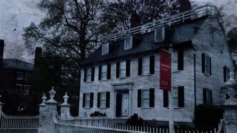 Entrada Al Museo De Las Brujas De Salem Salem Estados Unidos