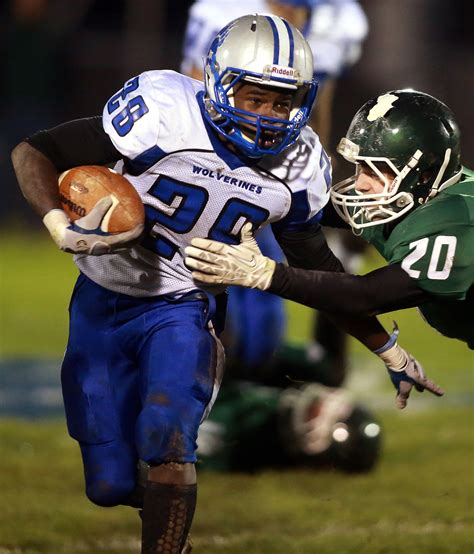 Waukesha West wears down Waterford in Level 3 playoff game