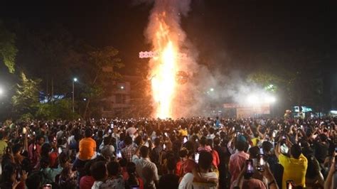 Dussehra 2023: A glimpse of Ravan Dahan celebrations across India. Check pics | Hindustan Times