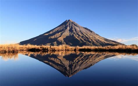 Feature Region – NEW ZEALAND – Taranaki: Like no other - Family Parks