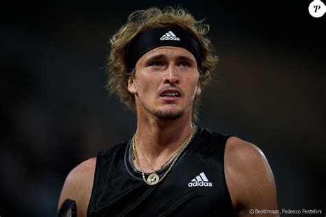 Alexander Zverev Lors Des Internationaux De France De Tennis De Roland