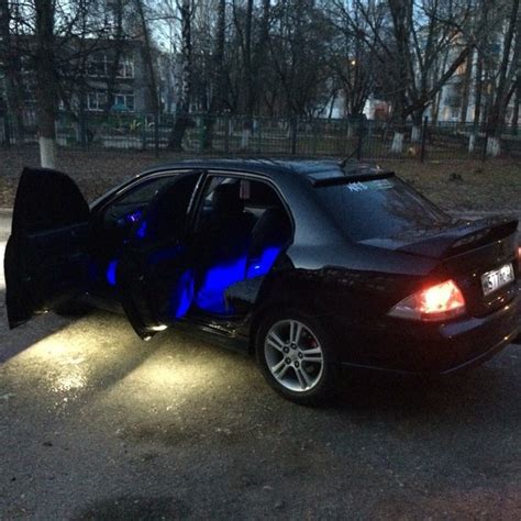 подсветка ног и дверей — Mitsubishi Lancer IX, 2 л, 2006 года ...