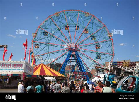 Deno's Wonder Wheel Ride Amusement Park Coney Island Brooklyn New Stock Photo, Royalty Free ...