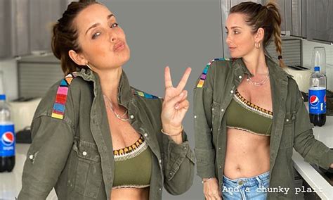 Louise Redknapp Displays Her Taut Abs In A Bikini Top And Denim Hotpants In Sexy New Snaps