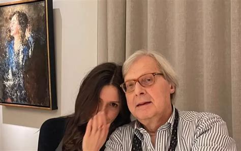 Evelina Sgarbi Foto Et Mamma Lavoro Marito Vita Privata