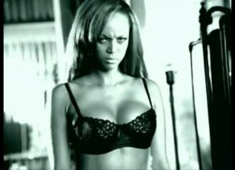 Tyra Banks • Victorias Secret Commercial 2003 000049 Porn Pic Eporner