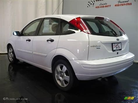 2005 Cloud 9 White Ford Focus Zx5 Ses Hatchback 3524545 Photo 11 Car Color