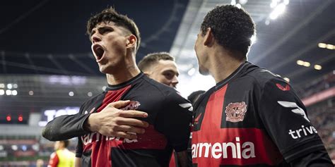 Formst Rkste Abwehr Mit Trio Von Bayer Leverkusen Bvb Und Vfb