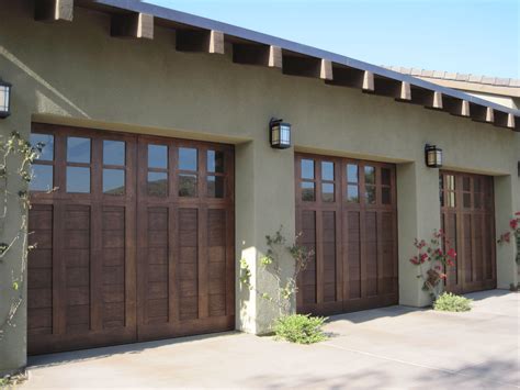 Garage Door Styles for Ranch House - EasyHomeTips.org