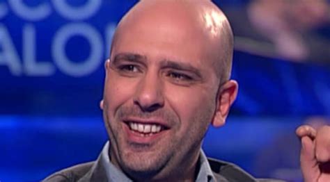 Checco Zalone Parla Di Povia E Di Omosessualit Agghiacciante La Sua