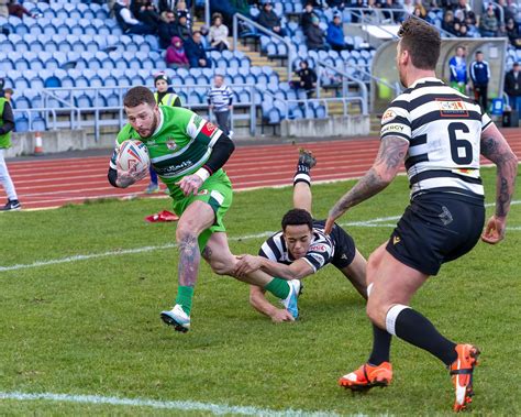 Clinical Hunslet progress in the Challenge Cup - Hunslet RLFC