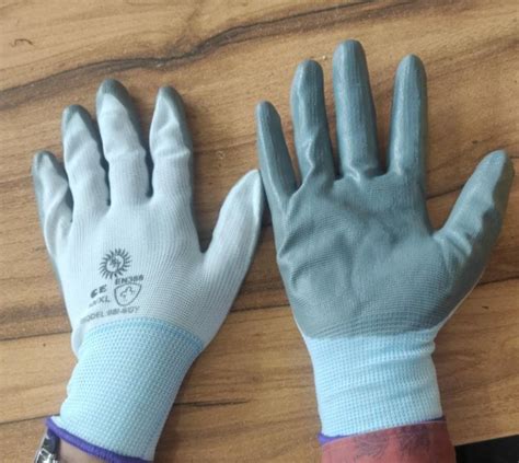 Grey Nitrile Coated Safety Hand Gloves For Industrial Feature