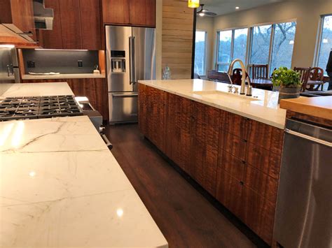 Kitchen- Quartzite (Mont Blanc) - Contemporary - Kitchen - Austin - by ...