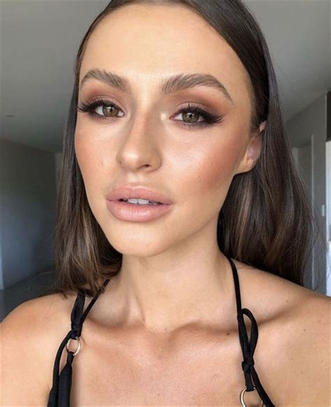 Chic And Natural Summer Makeup Ideas You Need To Try Makeup Summer