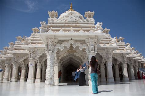 Mandir el templo hindú más grande del planeta fue