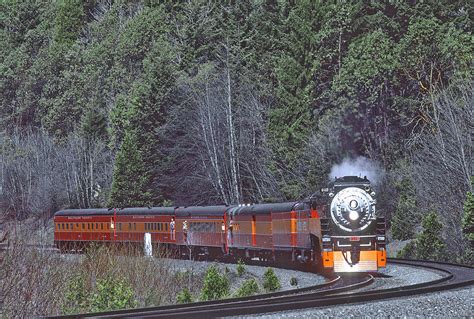 Sp 4449 With The Disney Daylight In The Sacramento River C Flickr