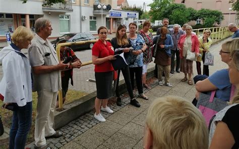 Malbork W Sobot Drugi Spacer Z Przewodnikiem Pttk O Historii Jednego