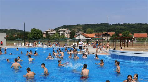 Bazeni Pastiri Te Po Inju Sa Radom U Ponedeljak Svrljiske Novine