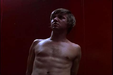Jeremy Renner Shirtless And Underwear Caps Naked Male Celebrities