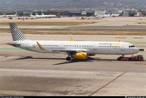 Ec Mqb Vueling Airbus A Wl Photo By Wesley Poxon Id