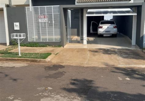 Casas direto o proprietário à venda no Jardim Universidade II em