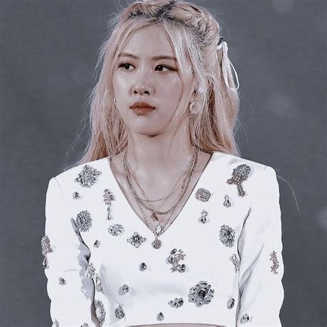 Bp RosÉ Icon 𝗉𝗂𝗇𝗍𝖾𝗋𝖾𝗌𝗍 𝗒𝗎𝗋𝗂𝖾𝗍𝗁𝖾𝗍𝗂𝖼 Rose Icon Aesthetic Grunge